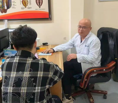 晋城市|男科医师高朋磊：守护男性健康，专业男科诊疗